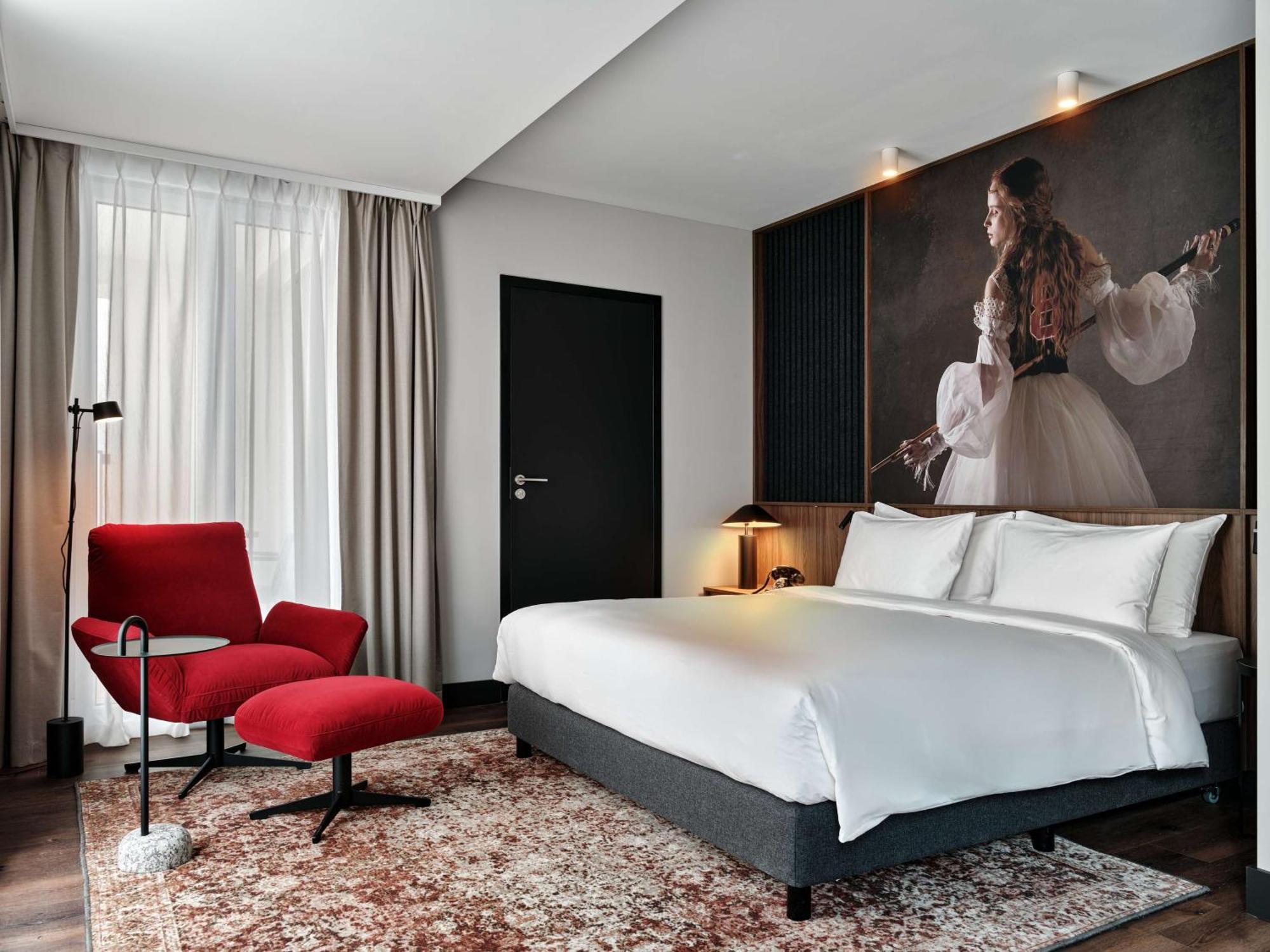 Radisson Red Hotel & Radisson Red Apartments, Краків Екстер'єр фото